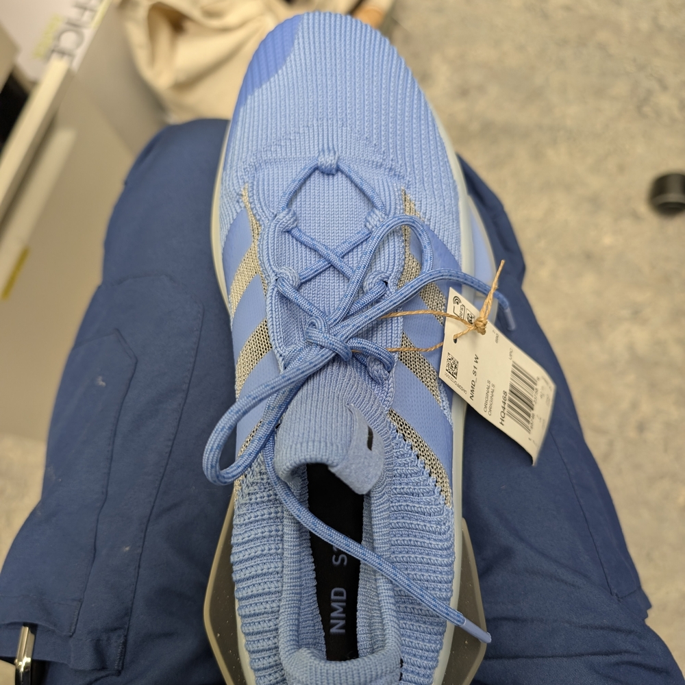 Adidas Women's Light Blue and Gray Sneakers
